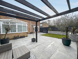 Photo 16- click for photo gallery